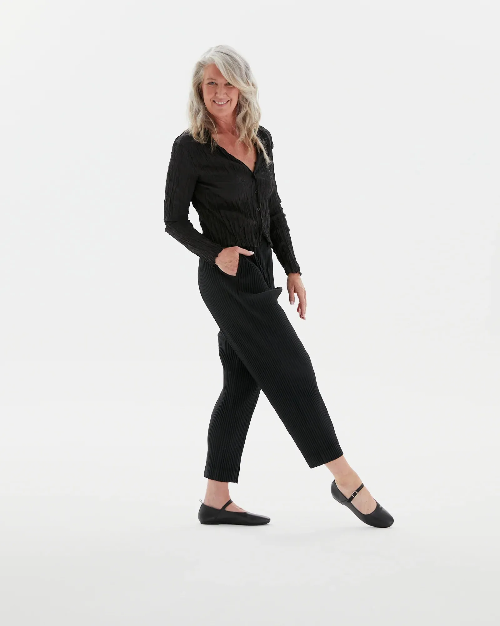 Flirt Ballet Flat in Black