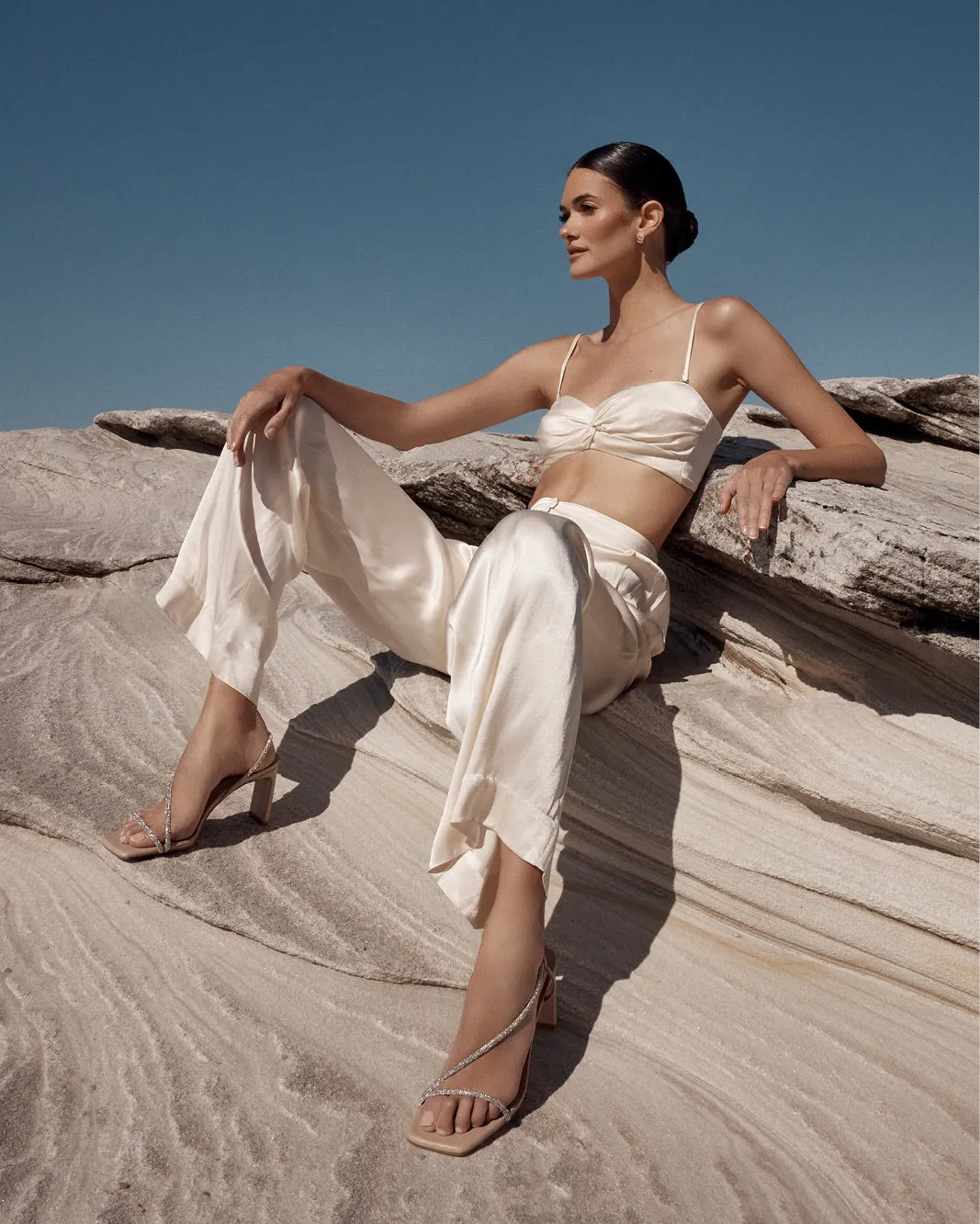 KAYE - NUDE
